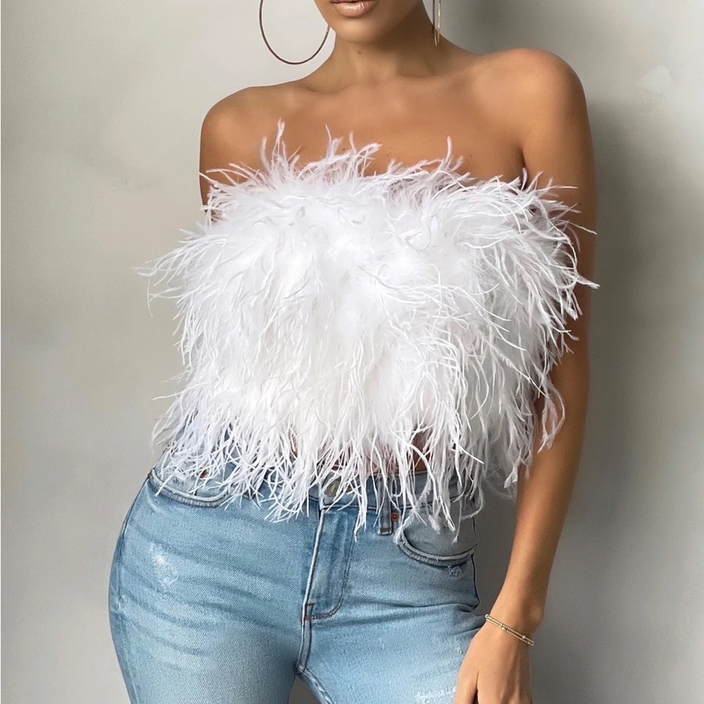 NWT CLUB L LONDON | WHITE FEATHER BANDEAU CROP TOP